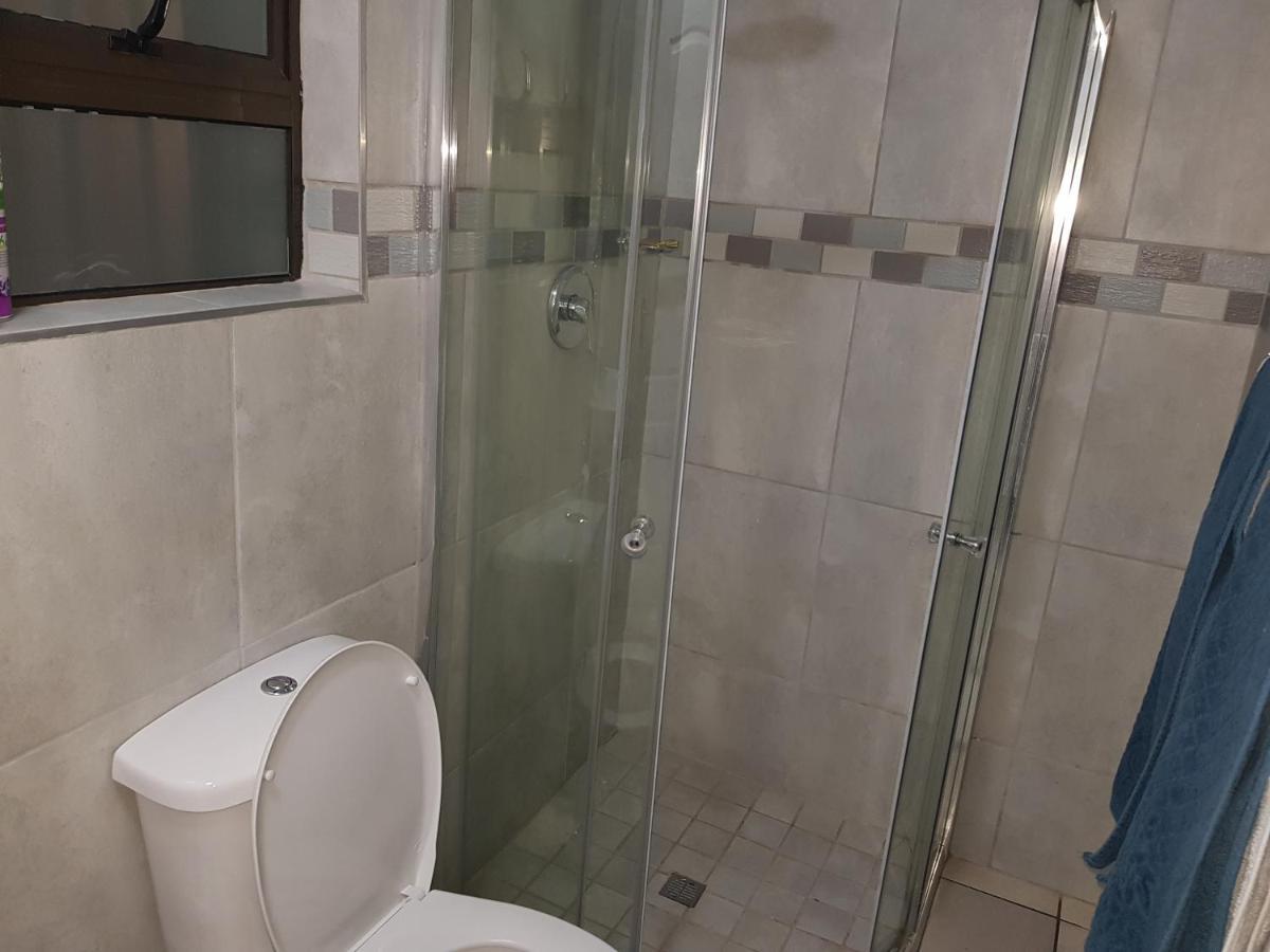 Good 2 Go Guest House Benoni Bagian luar foto