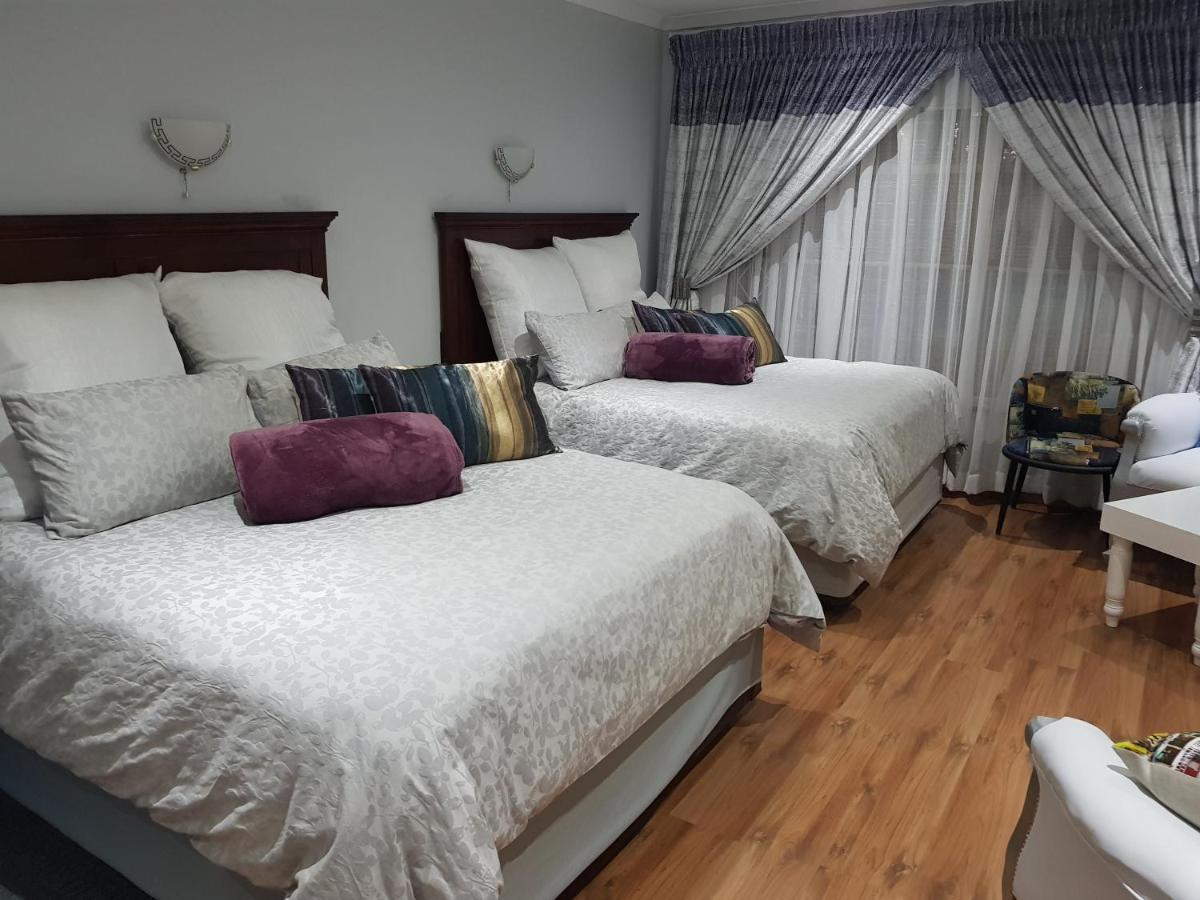 Good 2 Go Guest House Benoni Bagian luar foto